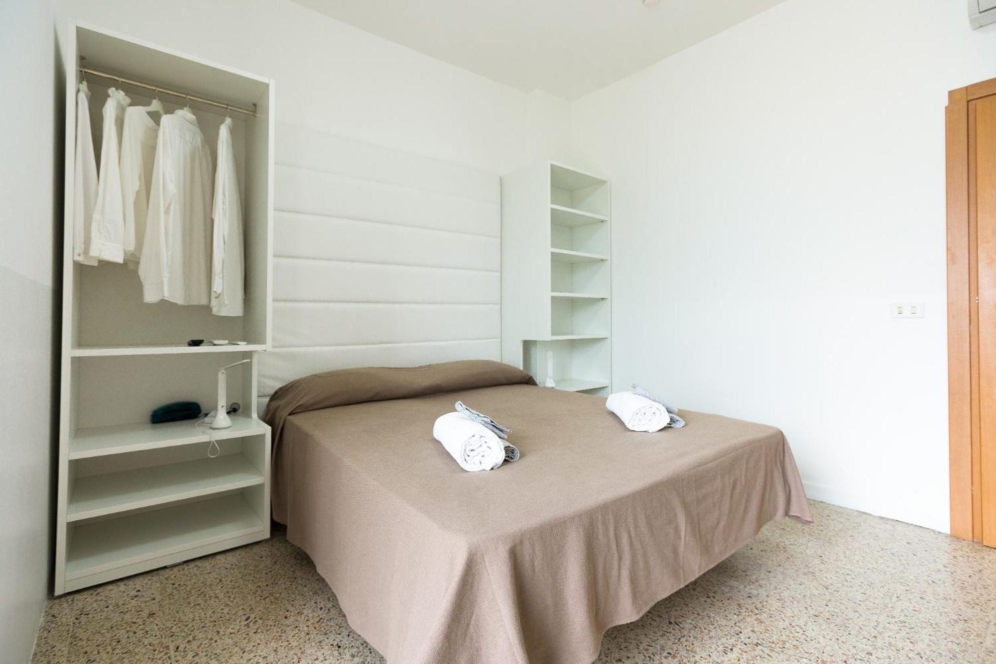 Hotel Ninfea Cattolica Buitenkant foto