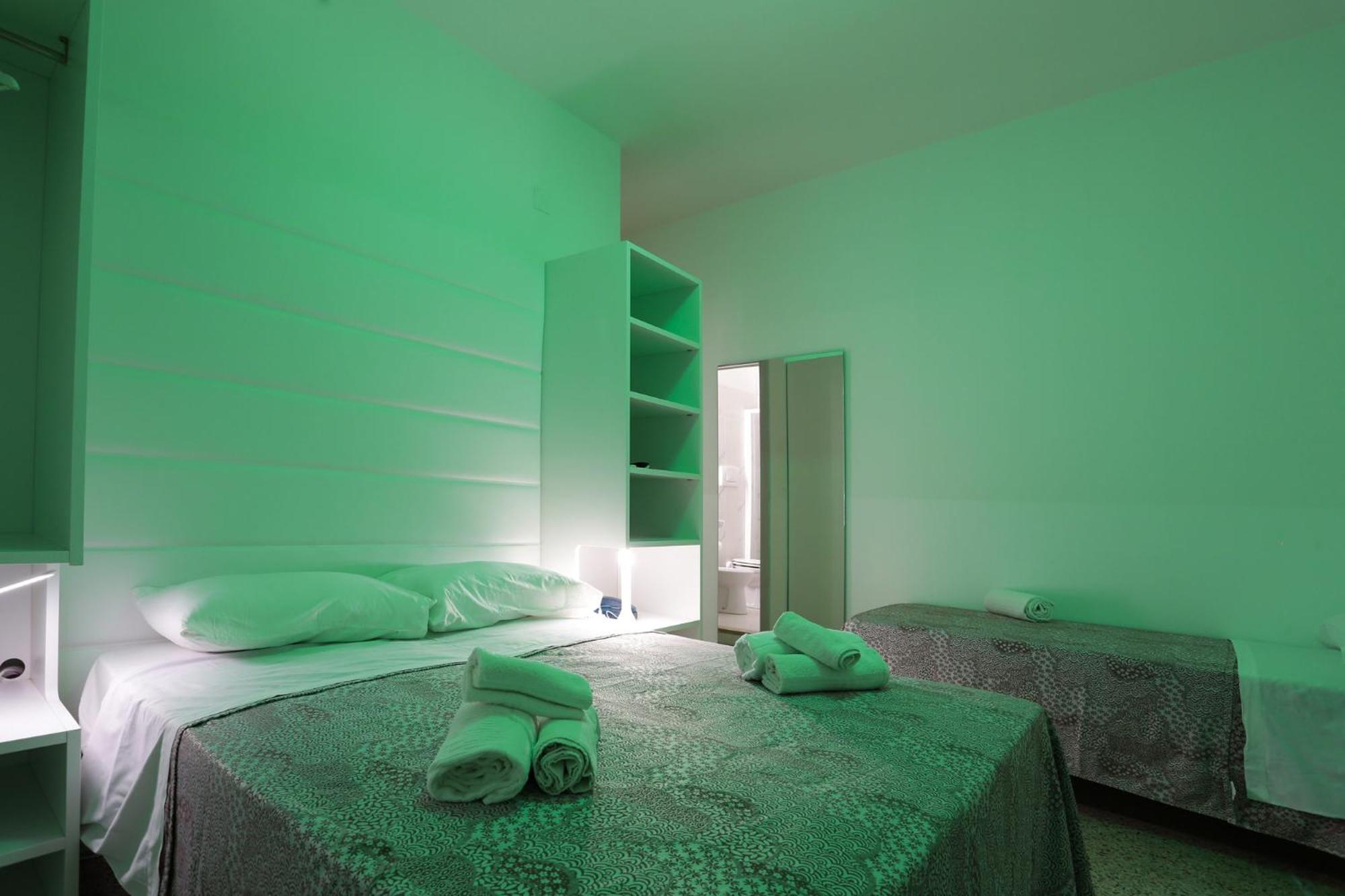 Hotel Ninfea Cattolica Buitenkant foto
