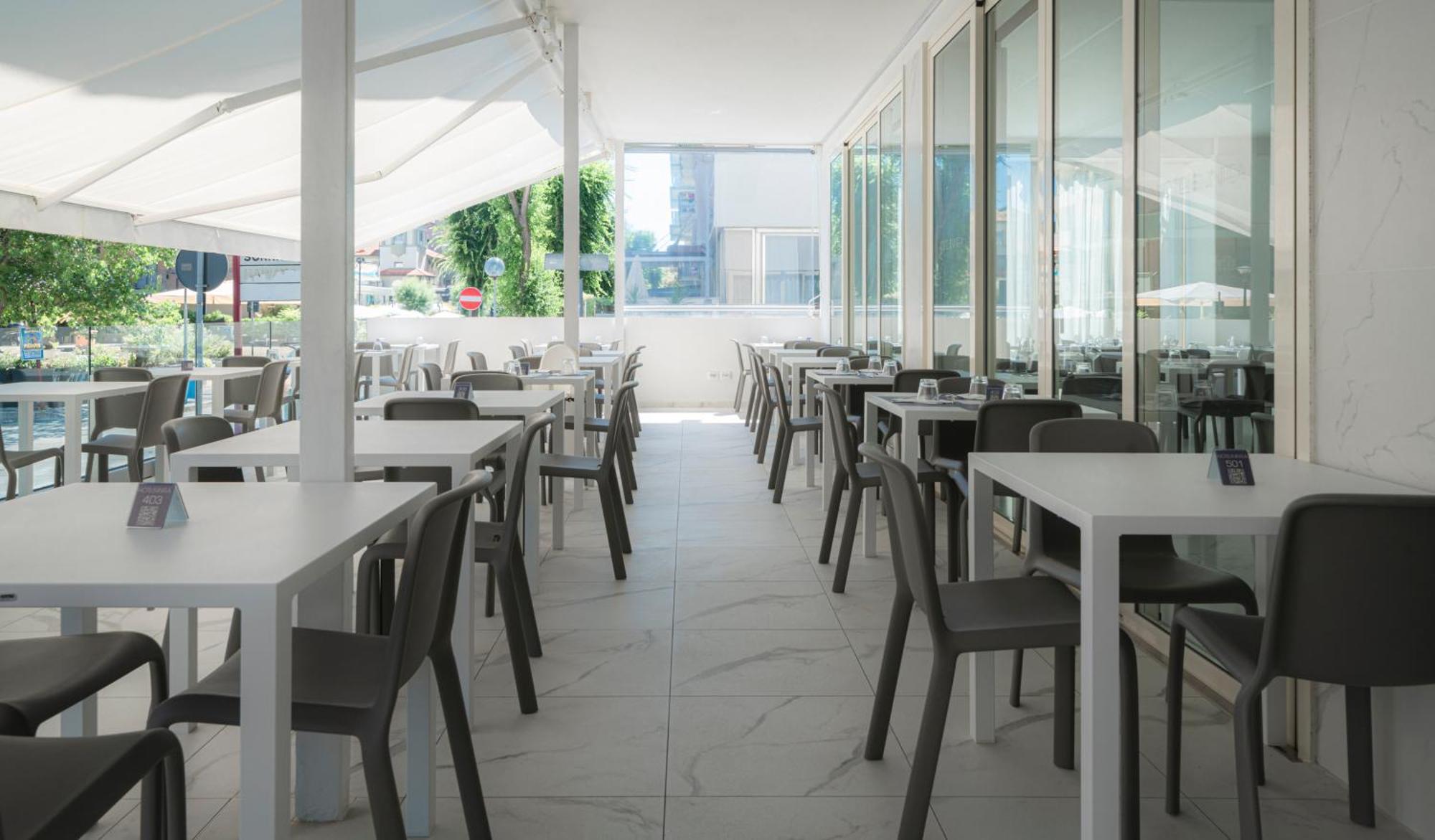 Hotel Ninfea Cattolica Buitenkant foto