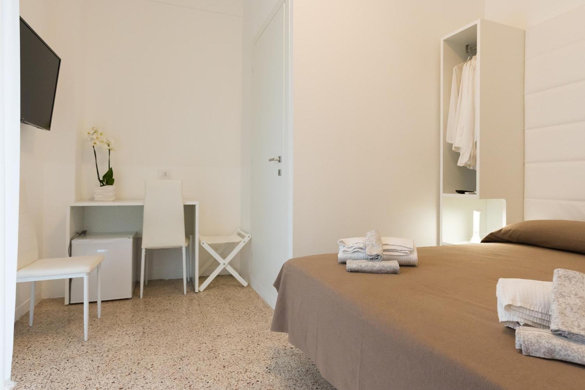 Hotel Ninfea Cattolica Buitenkant foto