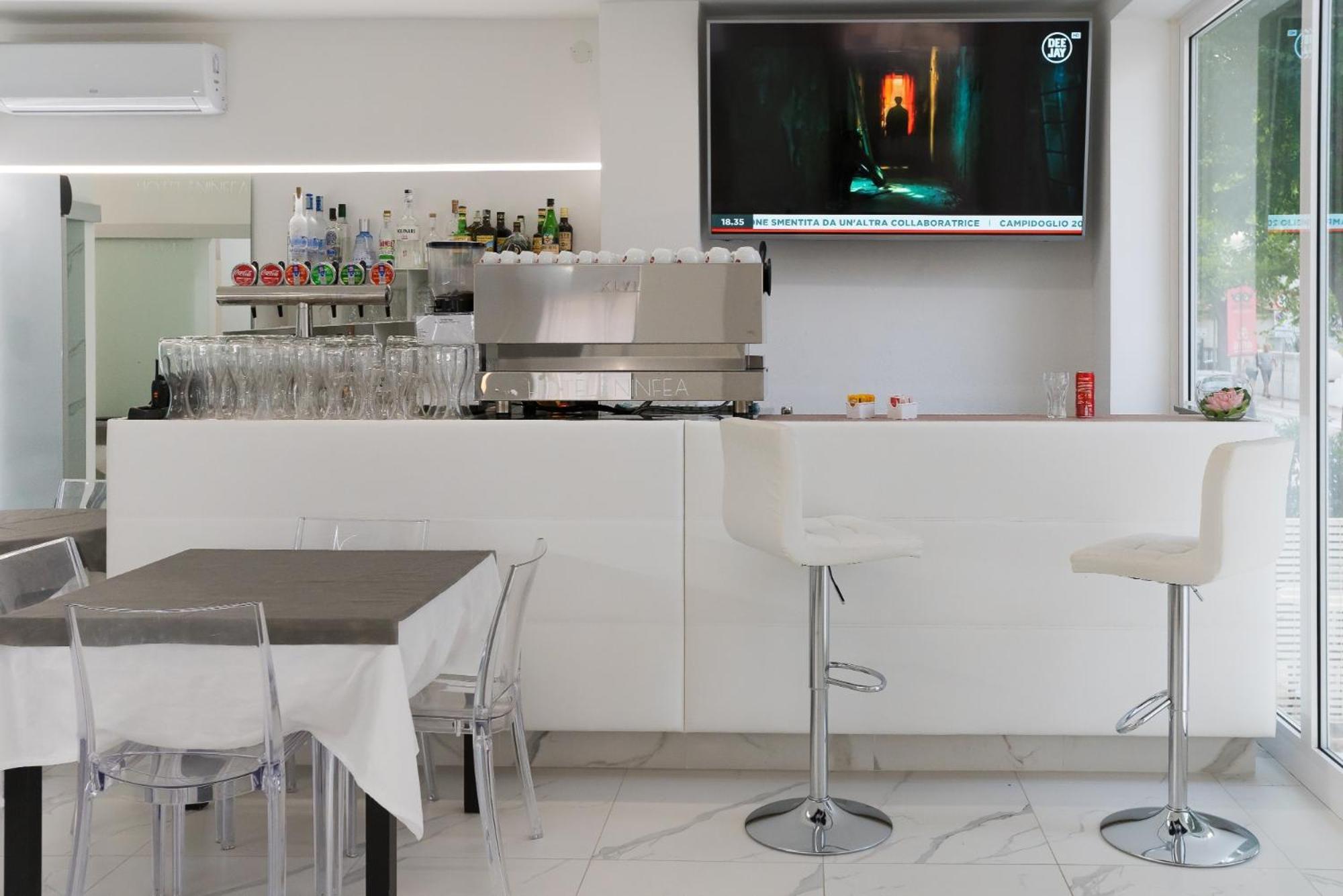 Hotel Ninfea Cattolica Buitenkant foto