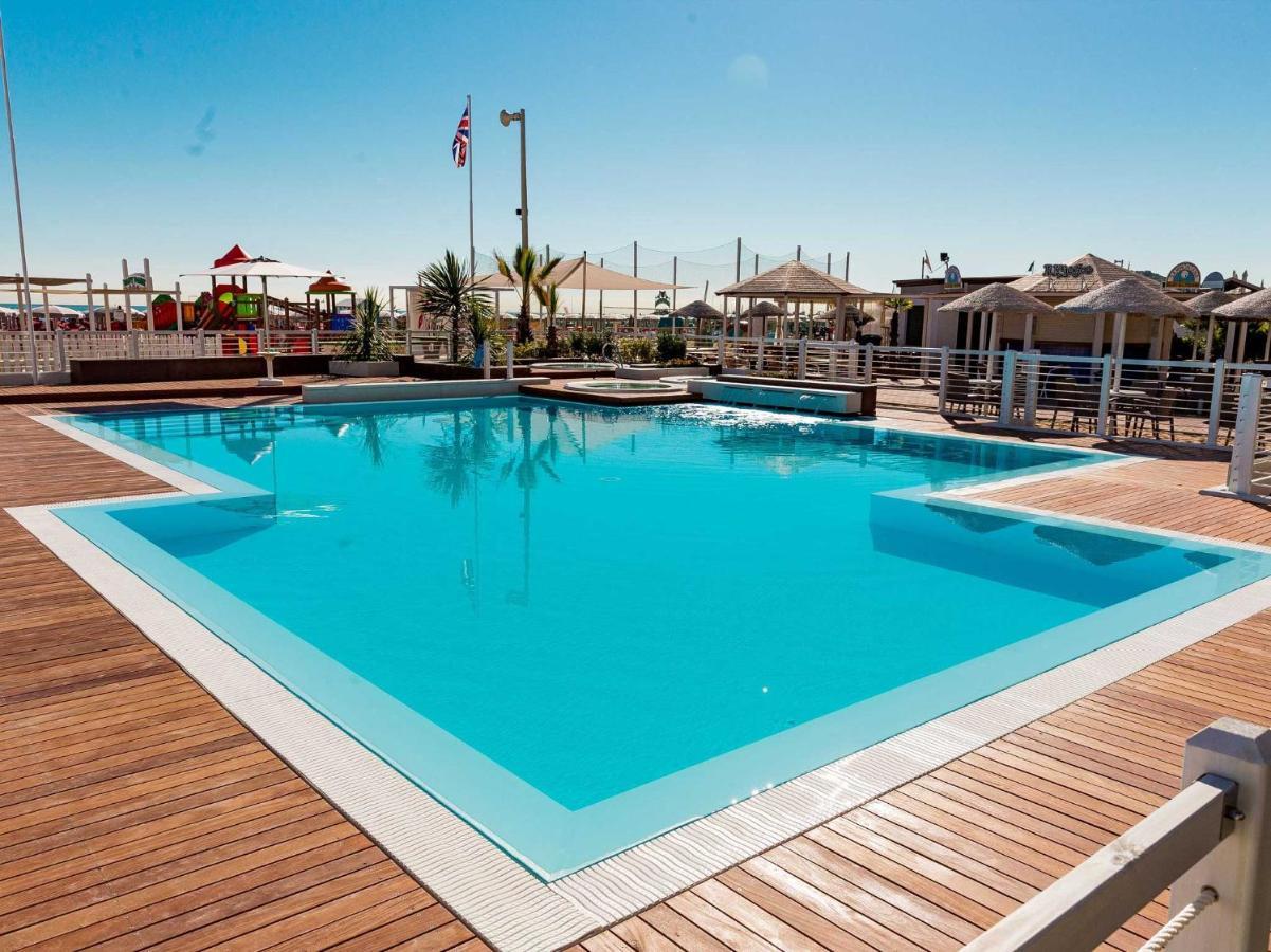 Hotel Ninfea Cattolica Buitenkant foto